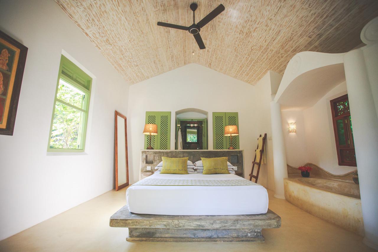 Karmel Villa Thalduwa Island - Five Bedroom Luxury Villa With Private Pool Ахангама Екстериор снимка